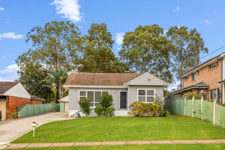 5 Moss Street, Northmead NSW 2152