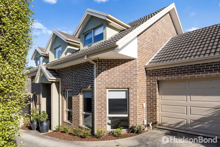 2/28 Boronia Grove, Doncaster East VIC 3109