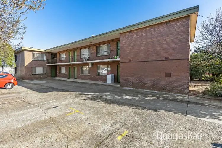 Second view of Homely block of units listing, 4 Una Street, Sunshine VIC 3020