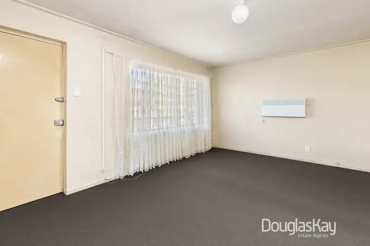 Third view of Homely block of units listing, 4 Una Street, Sunshine VIC 3020