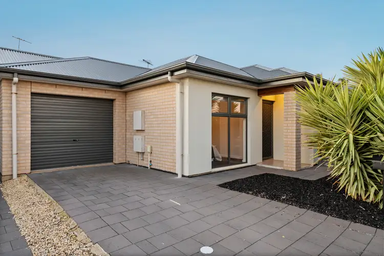 5a Plimsoll Road, Seaford SA 5169