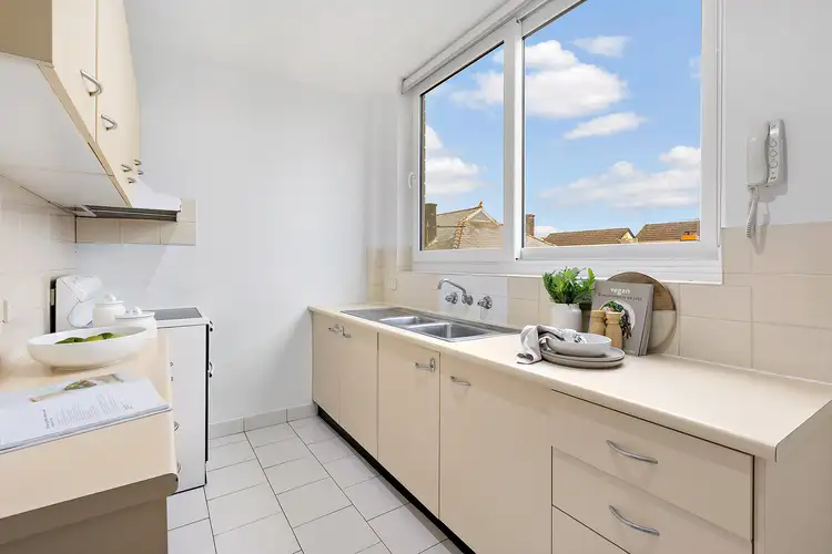Third view of Homely apartment listing, 4/127-129 Clovelly Road, Randwick NSW 2031