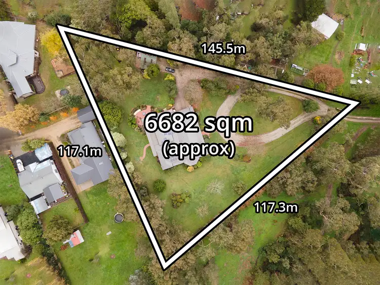 36 Drummond Road, Seville VIC 3139