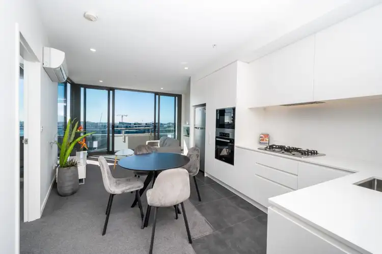 1002/466 King Street
