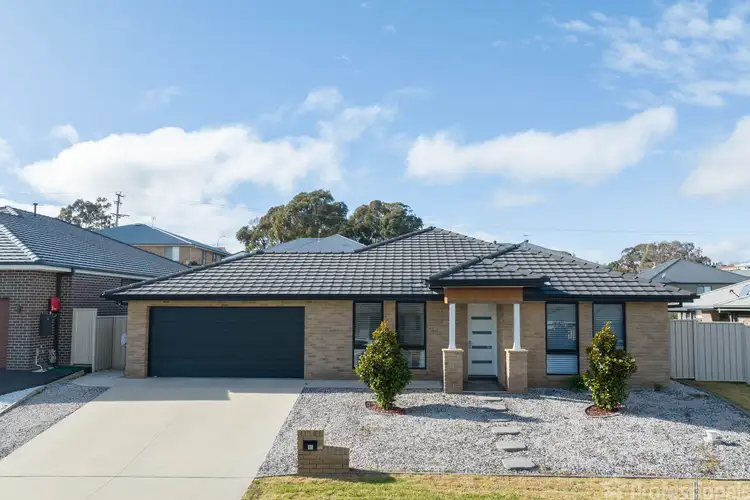 35 Clem Mcfawn Place, Orange NSW 2800