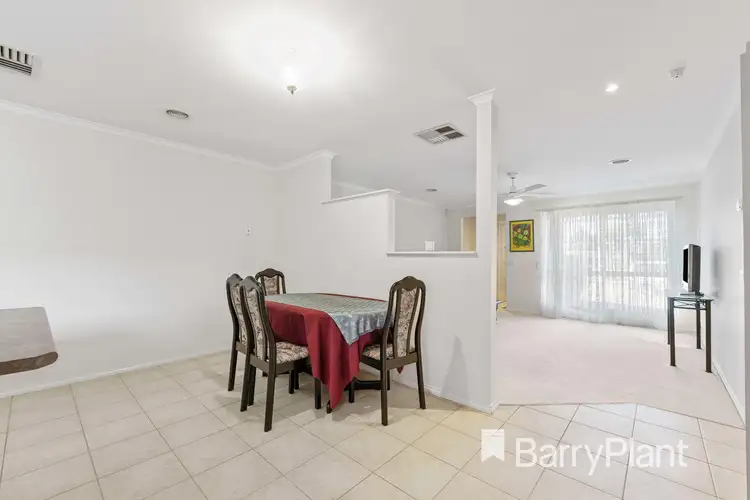 Fifth view of Homely unit listing, 2/4 Hotham Crescent, Hoppers Crossing VIC 3029