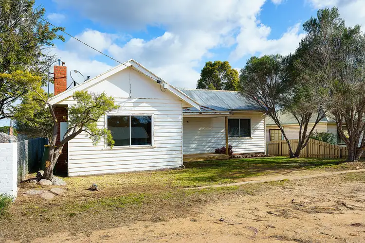 114 Duke Street, Castlemaine VIC 3450
