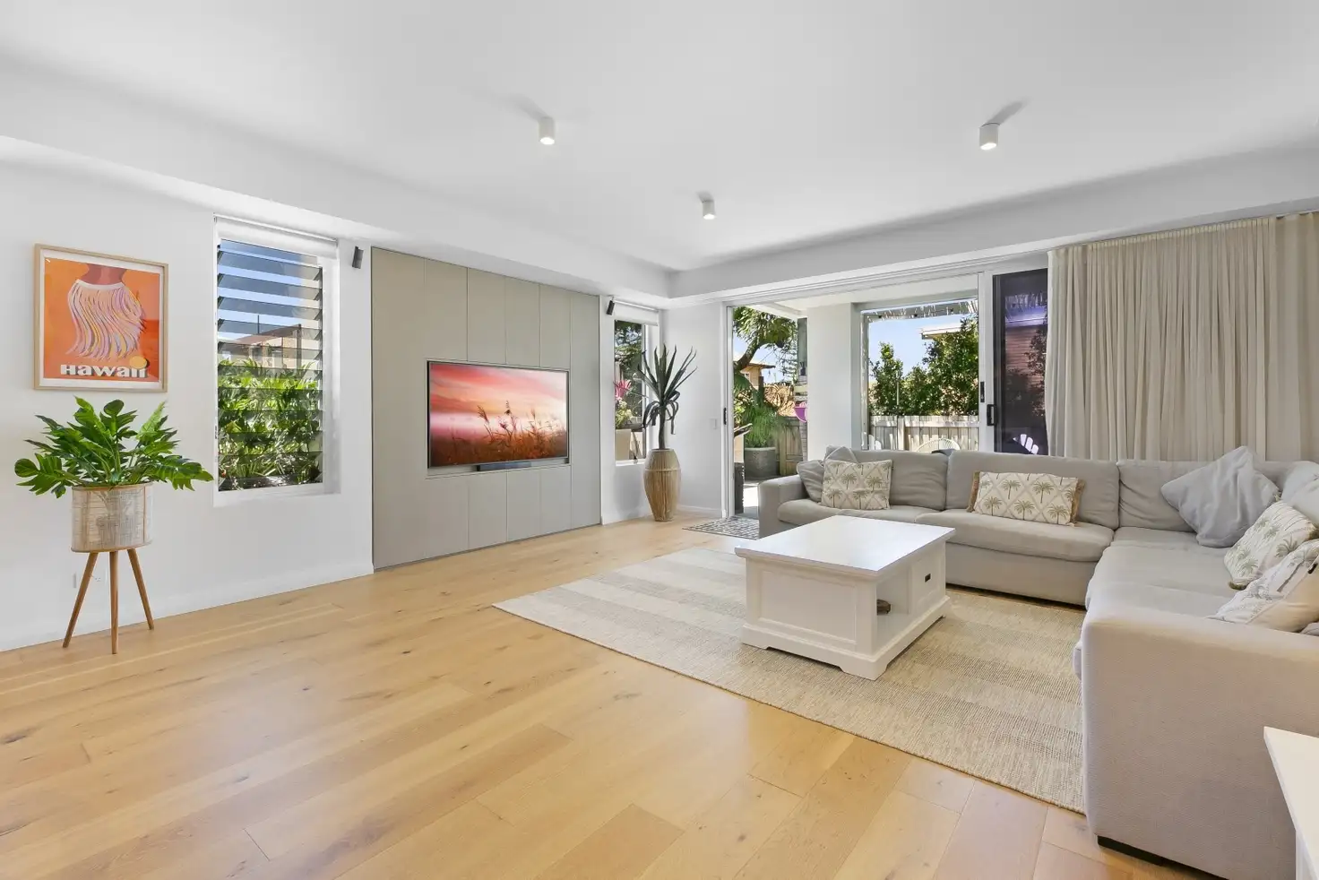 Main view of Homely semi-detached listing, 1/25 Petrel Avenue, Mermaid Beach QLD 4218