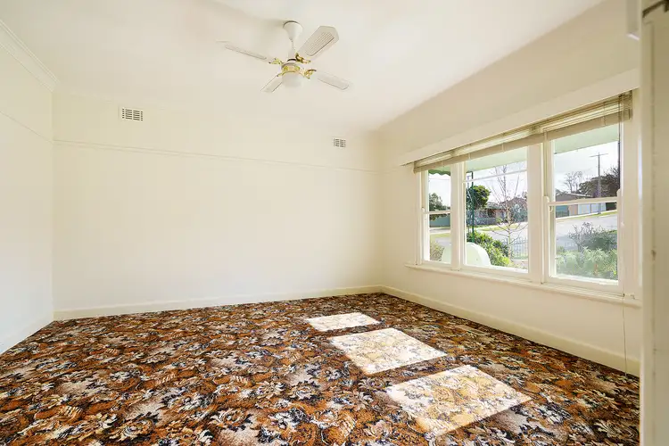 Fifth view of Homely house listing, 15 Douglas Crescent, Castlemaine VIC 3450