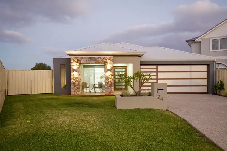 24 Hawley Way, Madora Bay WA 6210