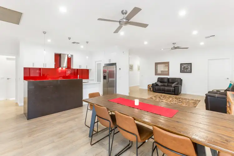 Fifth view of Homely house listing, 6 Ella-Mae Court, Red Cliffs VIC 3496