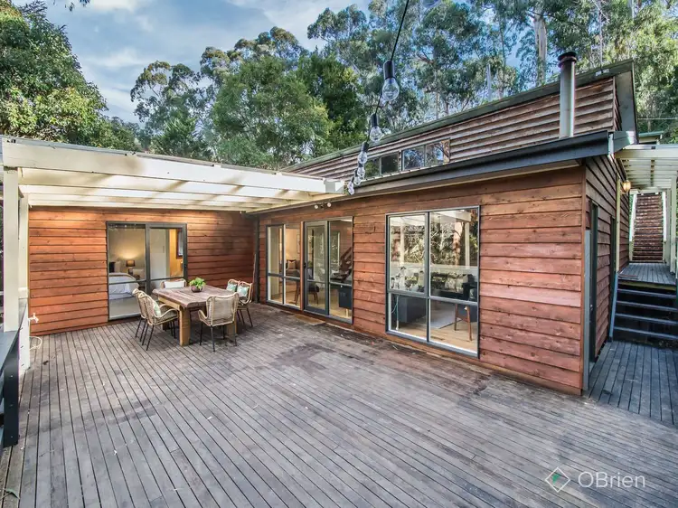 7 Oakland Avenue, Upwey VIC 3158
