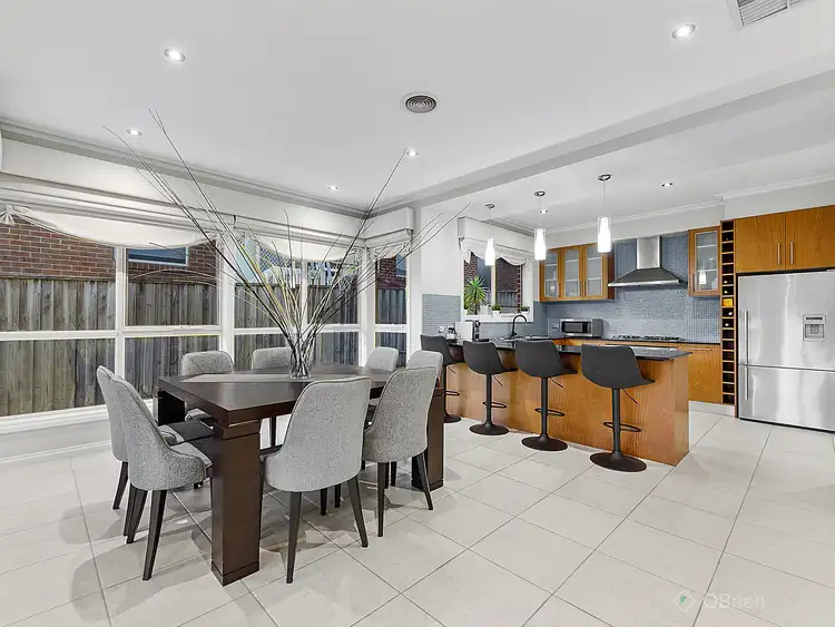 Sixth view of Homely house listing, 4 Pheasant Court, Berwick VIC 3806