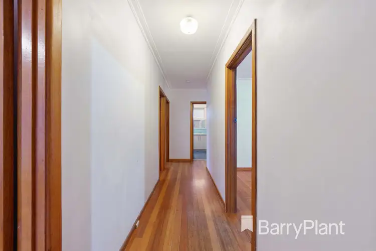 Fifth view of Homely house listing, 3 Kirby Court, St Albans VIC 3021