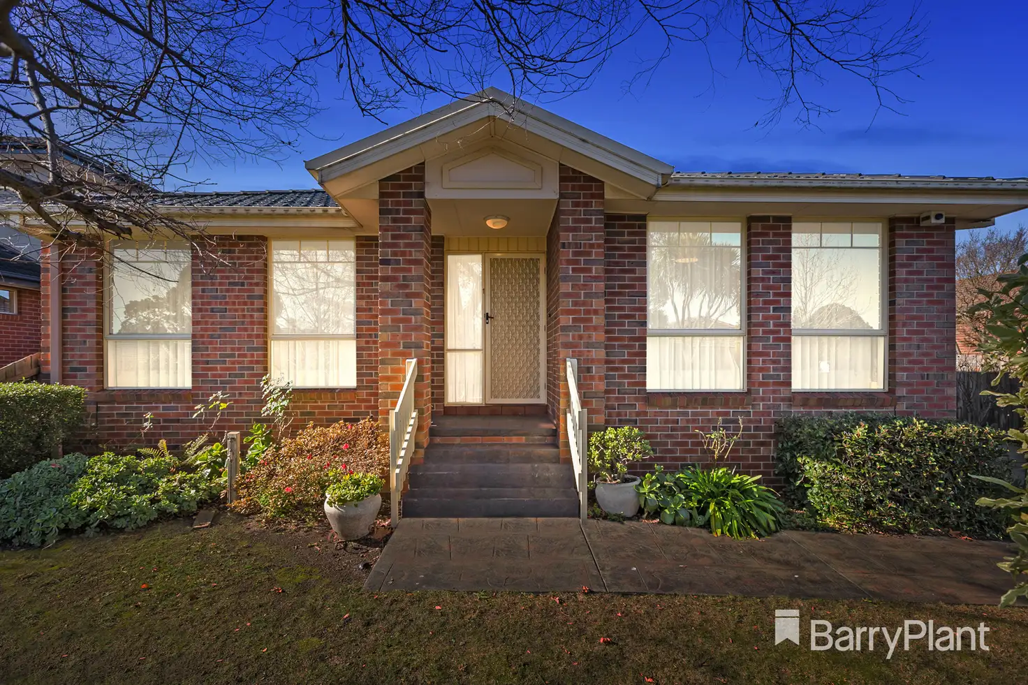 Main view of Homely unit listing, 1/20 Jordan Grove, Glen Waverley VIC 3150
