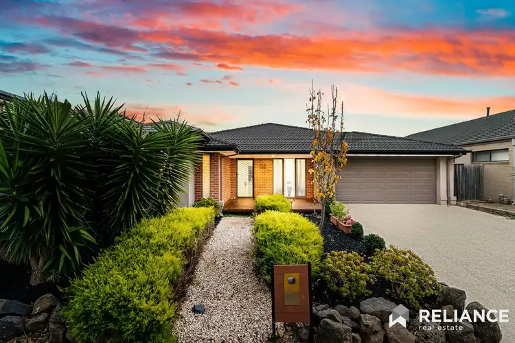 6 Bribie Way, Point Cook VIC 3030