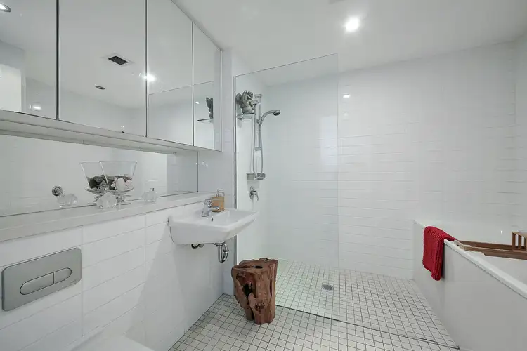 Sixth view of Homely apartment listing, 401/9-19 Myrtle Street, Botany NSW 2019