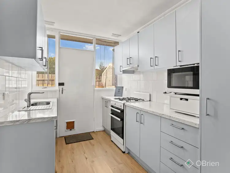 Third view of Homely unit listing, 3/27 Broadway, Bonbeach VIC 3196