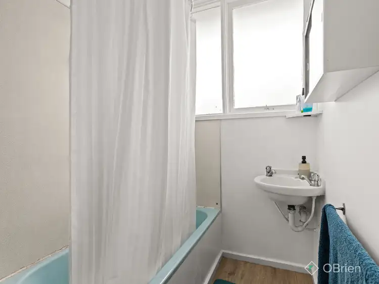 Fifth view of Homely unit listing, 3/27 Broadway, Bonbeach VIC 3196