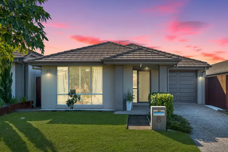 8 Cascades Street, North Lakes QLD 4509