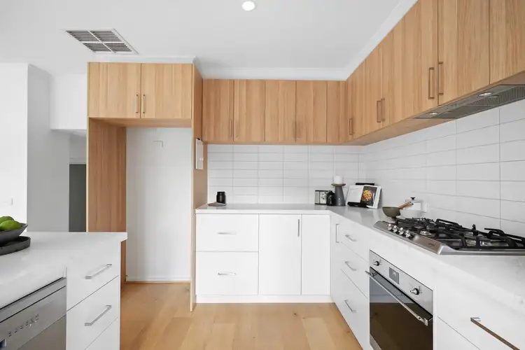 Fifth view of Homely house listing, 1/23 Glen Katherine Drive, St Helena VIC 3088