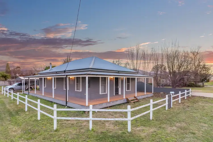 2 Hunter Street, Mansfield VIC 3722