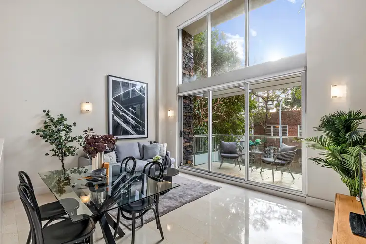 Second view of Homely unit listing, 7/8 Greenknowe Avenue, Elizabeth Bay NSW 2011