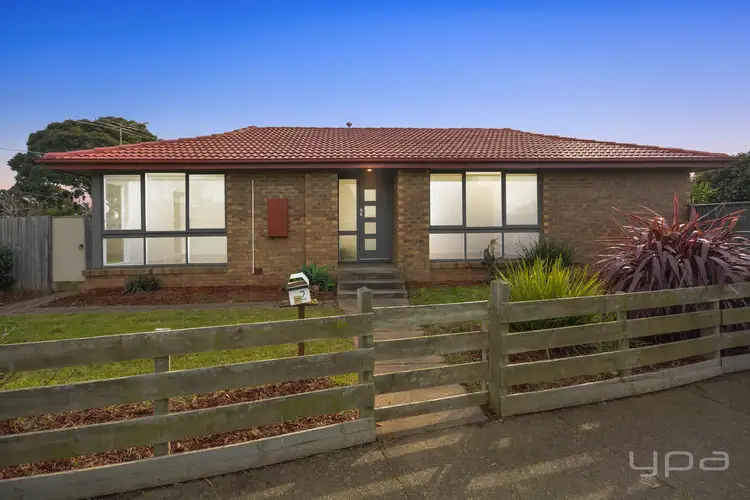 Main view of Homely house listing, 2 Glamorgan Avenue, Werribee VIC 3030