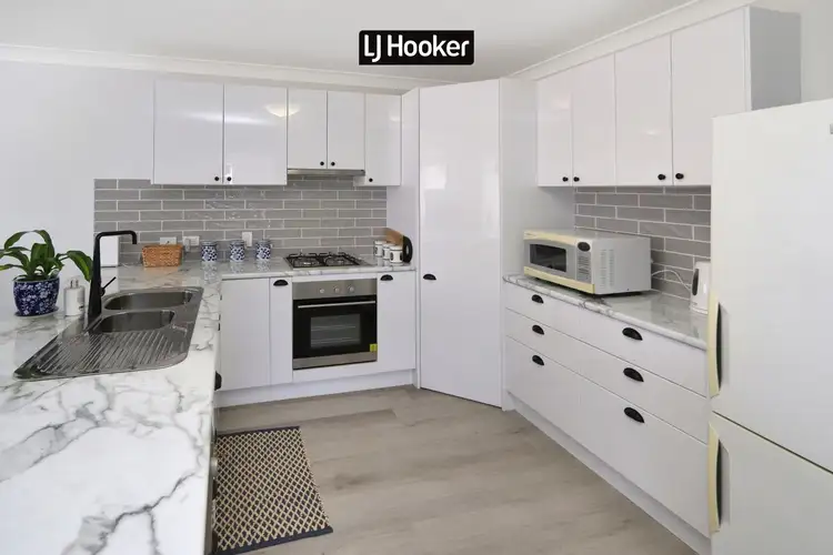 Sixth view of Homely semi-detached listing, 37B Mulligan Street, Inverell NSW 2360