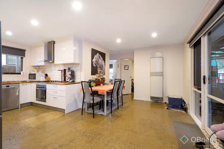 Sixth view of Homely house listing, 7 Manna Gum Court, Carrum Downs VIC 3201