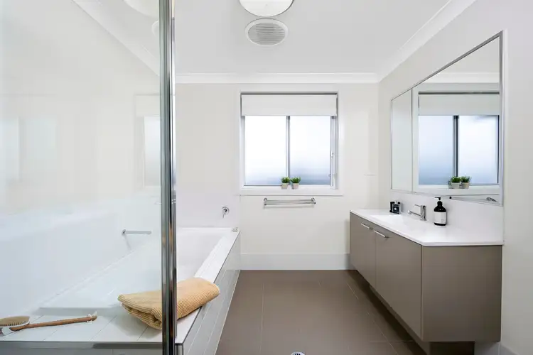 Sixth view of Homely townhouse listing, 18 Madeline Circuit, Schofields NSW 2762