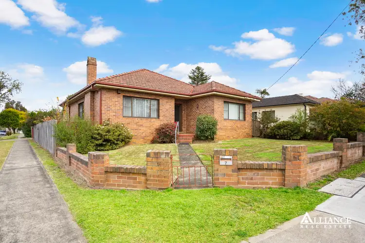 7 Weston Street, Revesby NSW 2212
