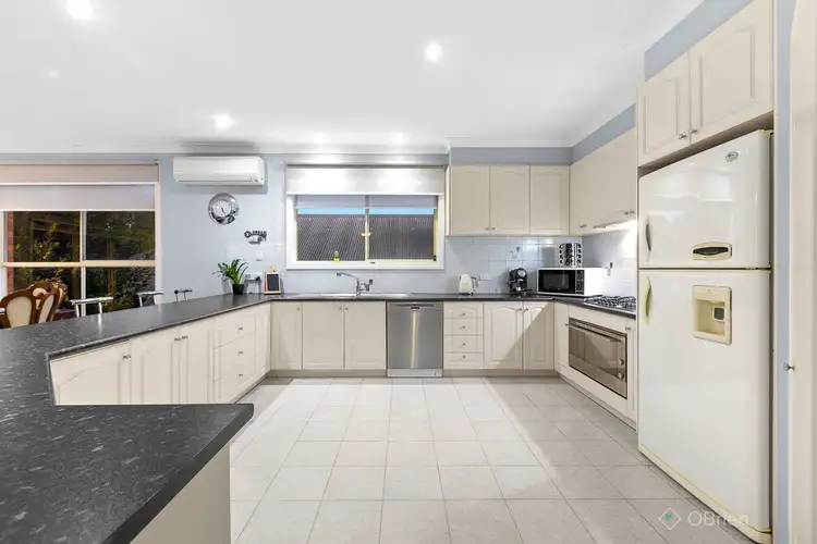 Fifth view of Homely house listing, 10 Hibberd Court, Berwick VIC 3806