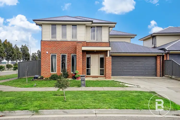Main view of Homely house listing, 10 Kewley Grove, Lucas VIC 3350