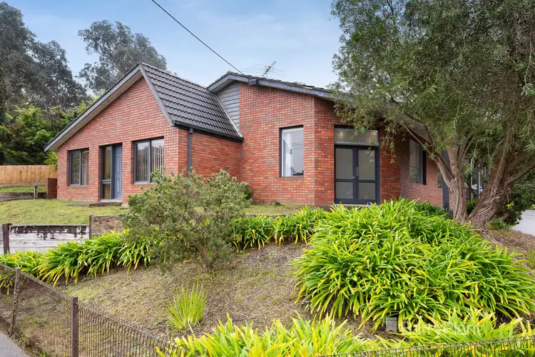 1 Hillingdon Drive, Diamond Creek VIC 3089