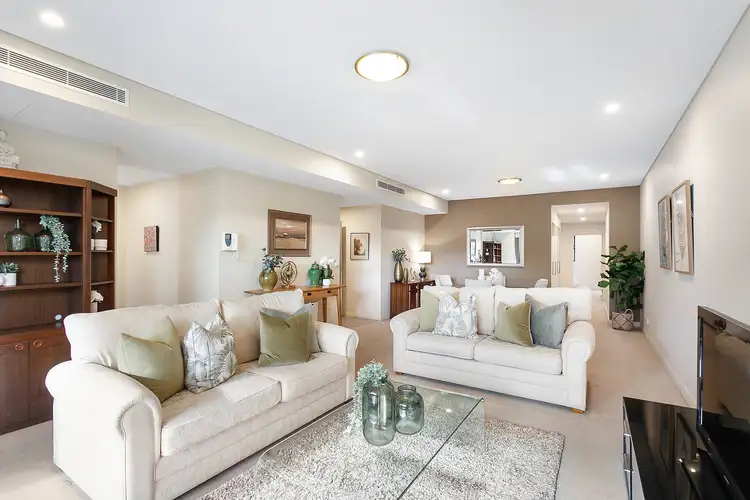 Second view of Homely apartment listing, 15/2 Clydesdale Place, Pymble NSW 2073