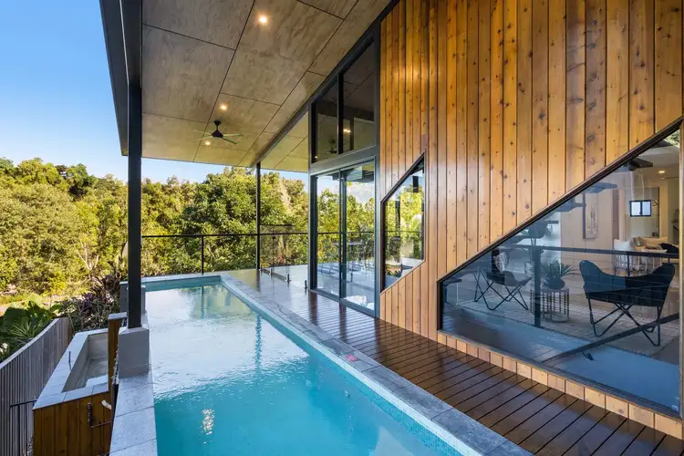 52 Roberts Drive, Trinity Beach QLD 4879