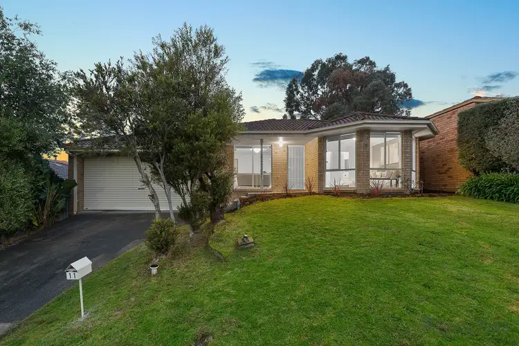 11 Kathryn Close, Pakenham VIC 3810