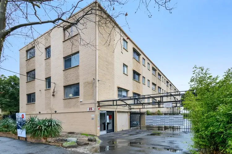 19/25 Redan Street, St Kilda VIC 3182