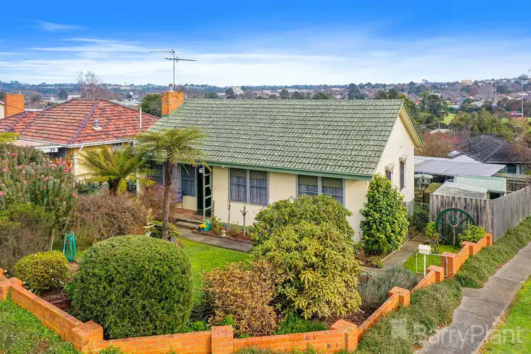 41 Burton Street, Warragul VIC 3820
