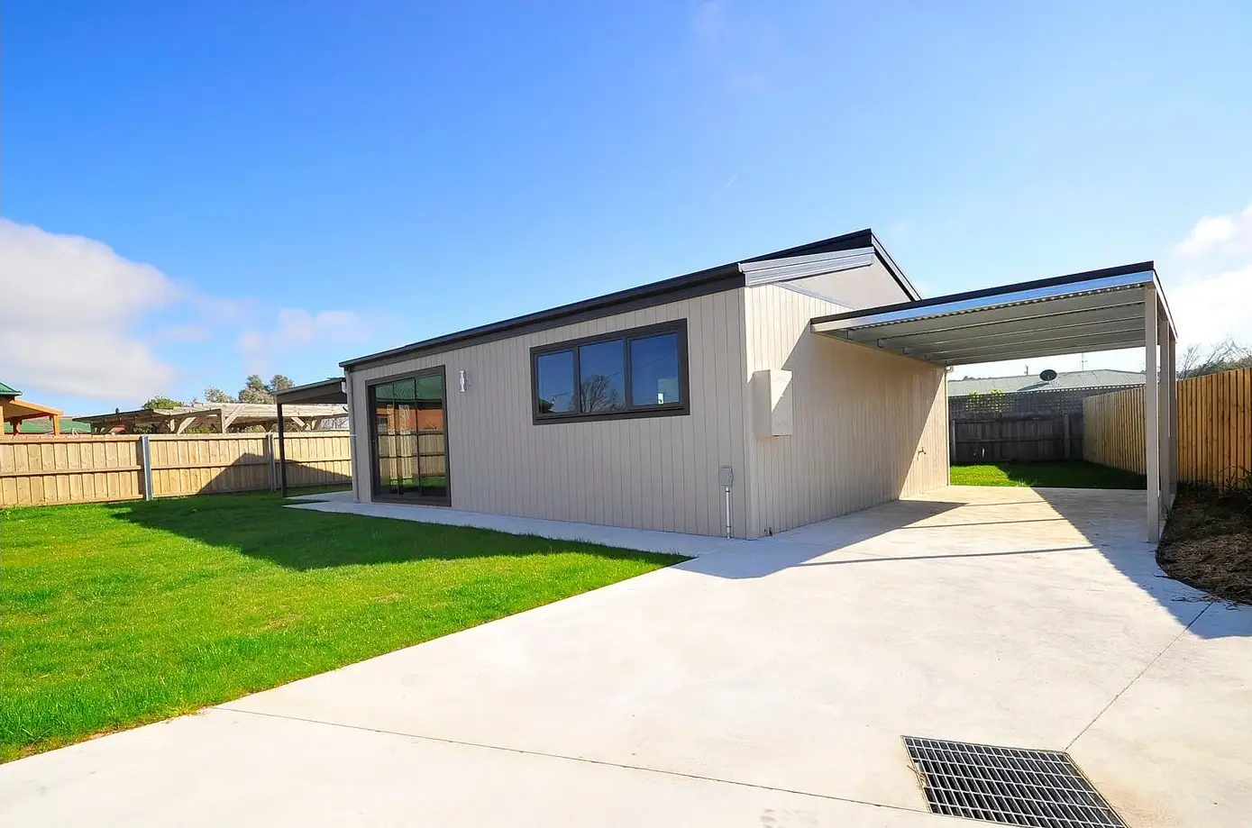 Main view of Homely unit listing, 2/8 Banksia Grove, Perth TAS 7300
