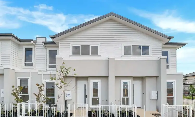 2 Cadenza Walk