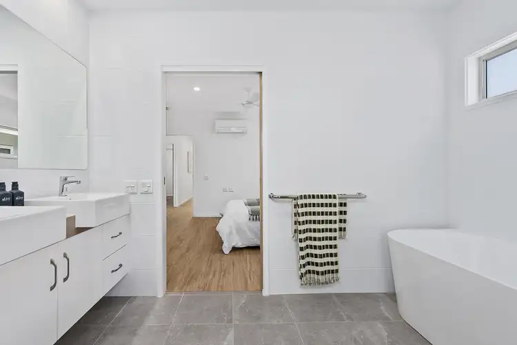 Fifth view of Homely house listing, 8 Hartley Street, Wandal QLD 4700