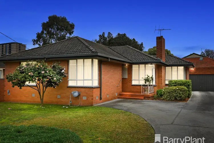 5 Glen Road, Glen Waverley VIC 3150