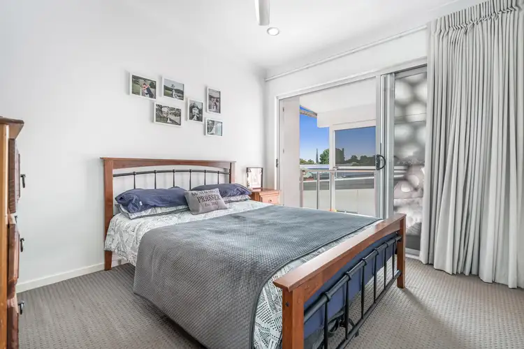 Fifth view of Homely unit listing, 8/15 Fox Street, Wynnum QLD 4178