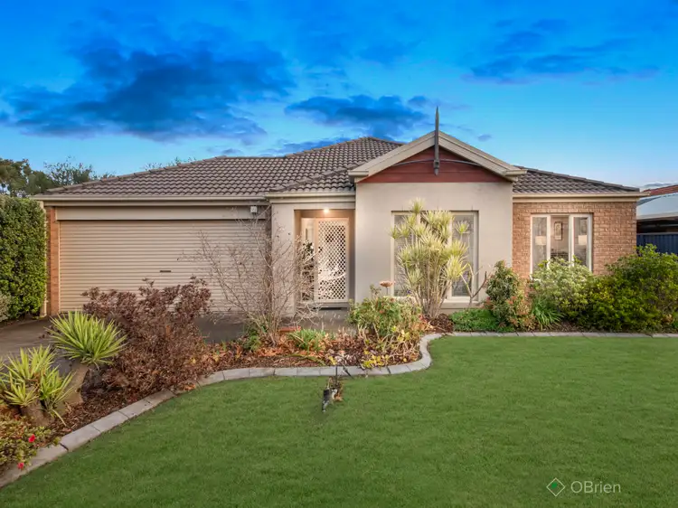 42 Shearwater Drive, Pakenham VIC 3810