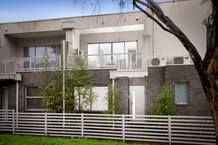 2/10 Park Street, Pascoe Vale VIC 3044