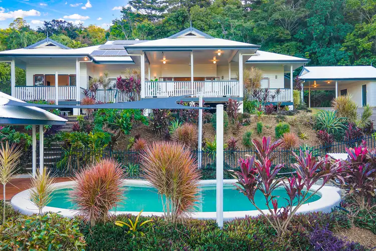 135-137 Harvey Road, Redlynch QLD 4870