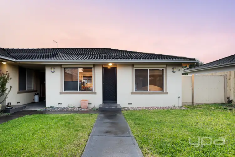 4/27 Broadmeadows Road, Tullamarine VIC 3043