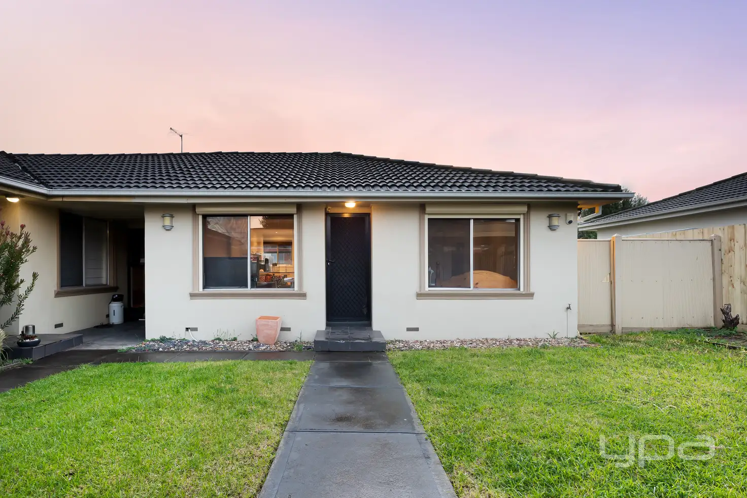 Main view of Homely unit listing, 4/27 Broadmeadows Road, Tullamarine VIC 3043